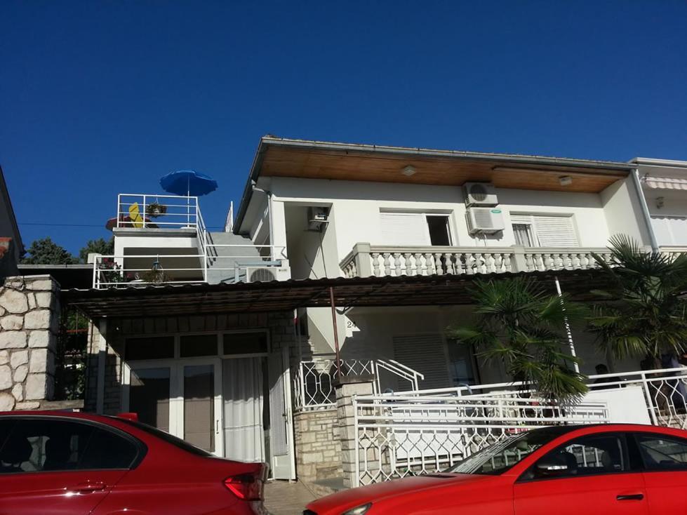 茨里克韦尼察Rivijera公寓 外观 照片